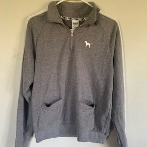 VS PINK QUARTER ZIP TOP